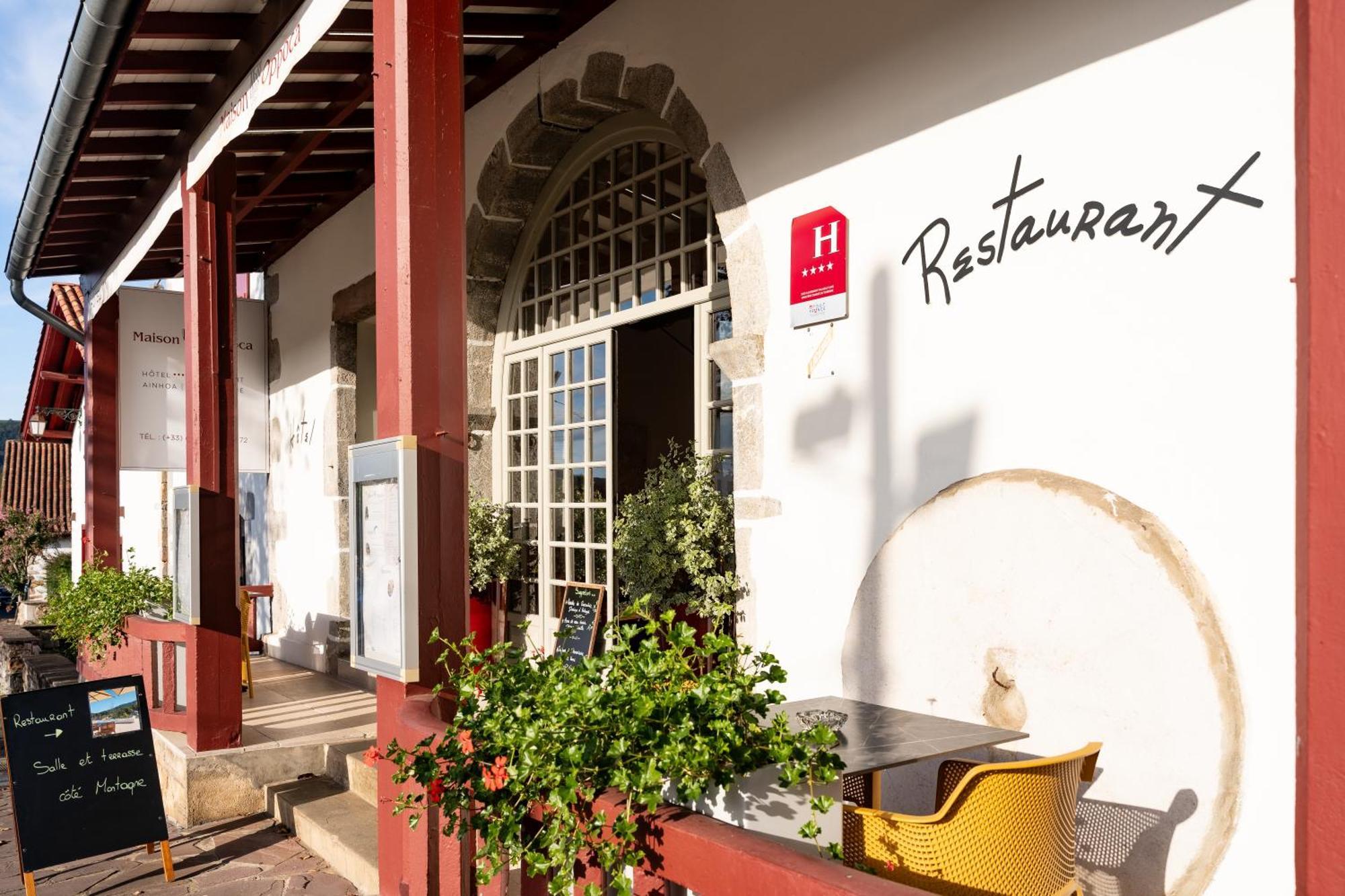 Restaurant & La Maison Oppoca Hotel Aïnhoa