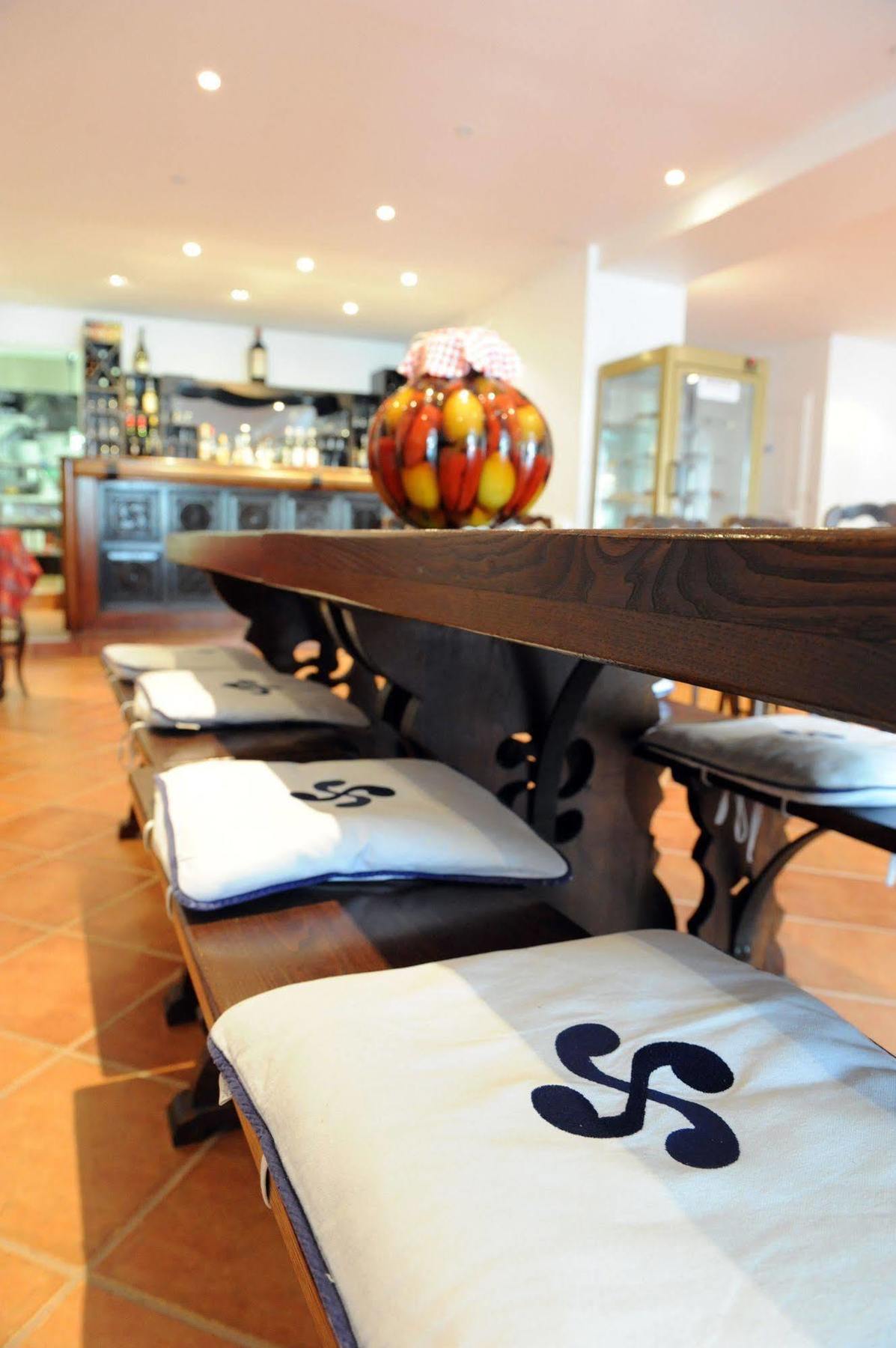 Restaurant & La Maison Oppoca